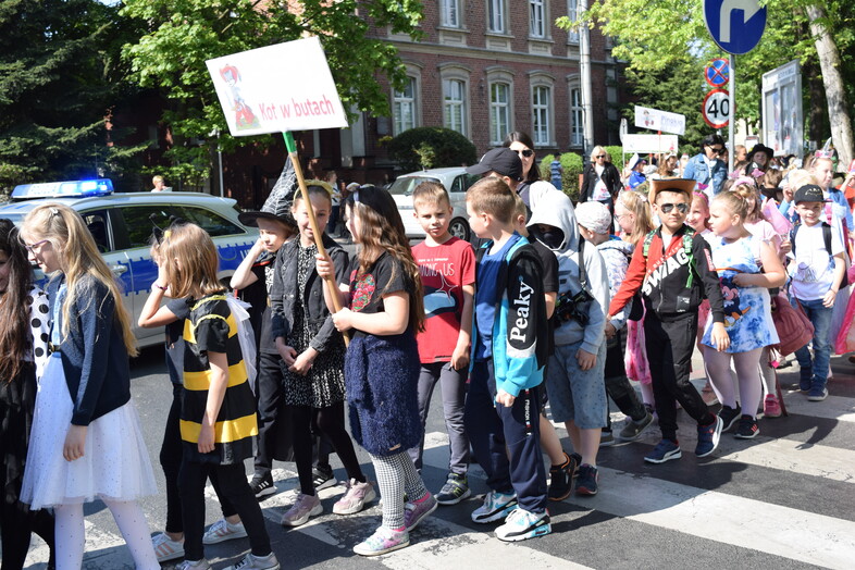 Korowód bajkowych postaci - 13.05.2022