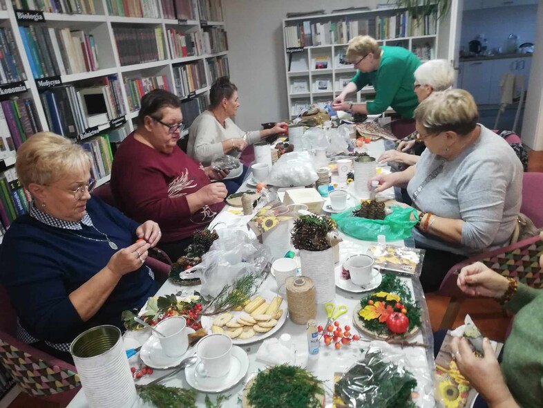 Kreatywne spotkanie seniorów - październik 2024